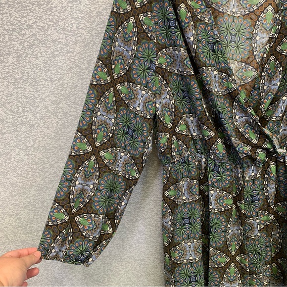 TRAC Women's Long Sleeve Romper Shorts Geometric Patterned #502 - Picture 3 of 10